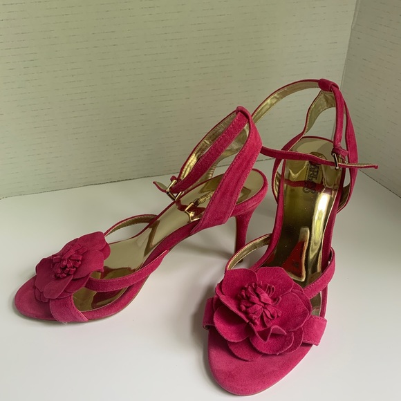 Women’s High Heel suede sandal. Fabulous all year wearable. - Picture 7 of 8